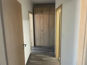 Pronájem bytu 2+kk, Otrokovice, nám. 3. května, 58 m2