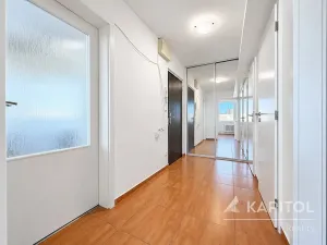 Prodej bytu 3+kk, Praha - Bohnice, Radomská, 57 m2