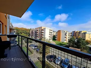 Pronájem bytu 2+kk, Pardubice, Jozefa Gabčíka, 58 m2