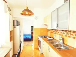 Pronájem bytu 1+kk, Praha - Bubeneč, Ve struhách, 33 m2