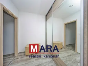 Pronájem bytu 2+1, Olomouc, Sienkiewiczova, 52 m2