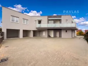 Pronájem bytu 2+kk, České Budějovice, Doudlebská, 67 m2