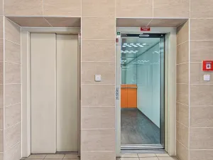 Prodej bytu 1+kk, Praha - Troja, Hnězdenská, 33 m2