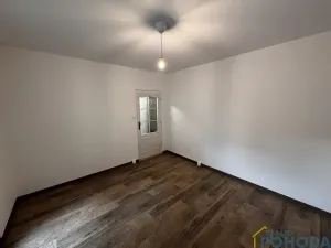 Pronájem bytu 2+1, Litomyšl, Komenského nám., 60 m2