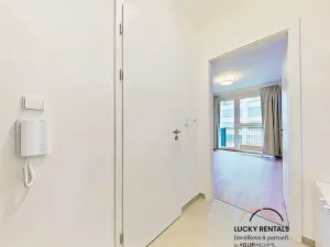 Pronájem bytu 1+kk, Kralupy nad Vltavou, Nádražní, 24 m2