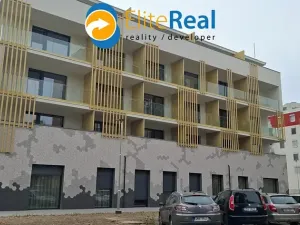 Pronájem bytu 2+kk, Olomouc, Varšavské nám., 43 m2