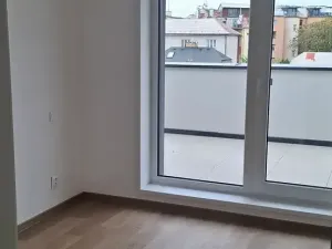 Pronájem bytu 2+kk, Olomouc, Varšavské nám., 43 m2