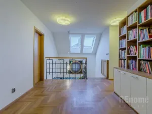 Prodej rodinného domu, Třebotov, V Zálesí, 300 m2