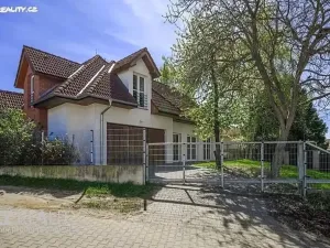 Prodej rodinného domu, Praha - Lipence, Na Bambouzku, 308 m2