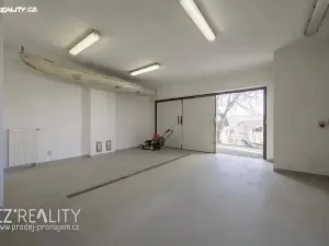 Prodej rodinného domu, Praha - Lipence, Na Bambouzku, 308 m2