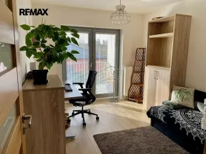 Pronájem rodinného domu, Mukařov, Na Kopci, 103 m2