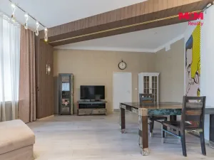 Prodej činžovního domu, Karlovy Vary, nábřeží Jana Palacha, 340 m2