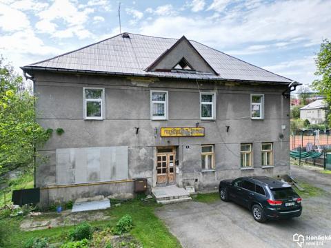 Prodej výrobních prostor, Moravský Beroun, Karla IV., 900 m2