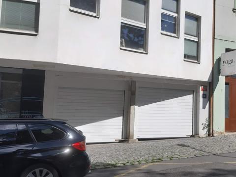 Pronájem garážového stání, Praha - Smíchov, Na Zatlance, 12 m2
