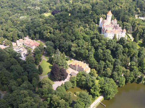 Prodej ubytování, Benešov - Konopiště, 1878 m2