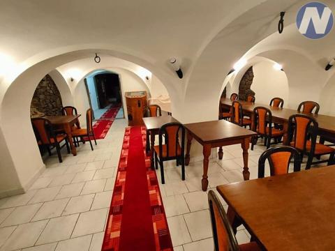 Pronájem restaurace, Prachatice, Velké náměstí, 110 m2