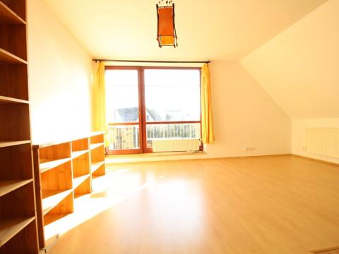 Pronájem bytu 1+kk, Jesenice, K Šátalce, 40 m2