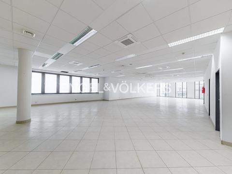 Pronájem kanceláře, Praha - Nové Město, Vodičkova, 300 m2