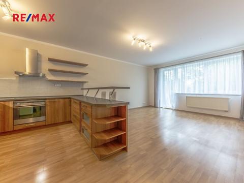 Pronájem bytu 3+kk, Praha - Letňany, Chlebovická, 79 m2