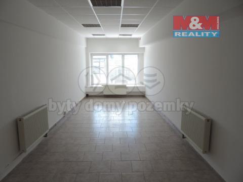 Pronájem obchodního prostoru, Kopřivnice, Štefánikova, 31 m2