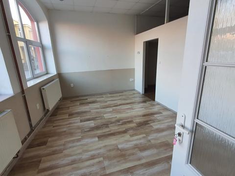 Pronájem obchodního prostoru, Havlíčkův Brod, Beckovského, 72 m2