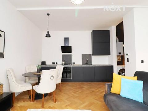 Pronájem bytu 1+kk, Karlovy Vary, Sadová, 49 m2