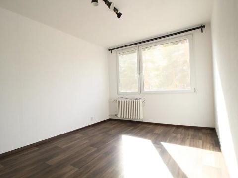 Pronájem bytu 2+kk, Kladno, Ústecká, 38 m2