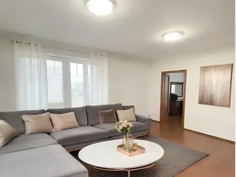 Prodej bytu 3+kk, Praha - Dolní Počernice, Národních hrdinů, 69 m2