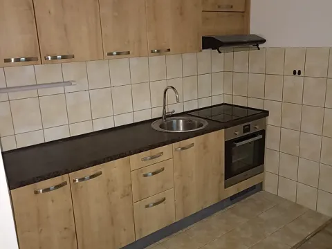 Pronájem bytu 2+kk, Děčín, Tržní, 53 m2