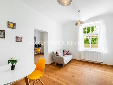 Pronájem bytu 2+kk, Praha - Podolí, Lopatecká, 48 m2