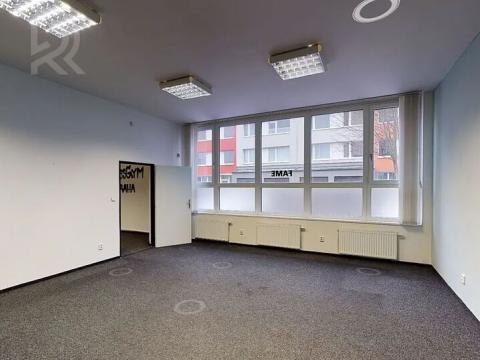 Pronájem obchodního prostoru, Praha - Modřany, Lysinská, 294 m2