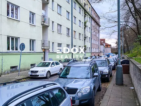 Prodej bytu 2+1, Praha - Vysočany, Podnádražní, 71 m2