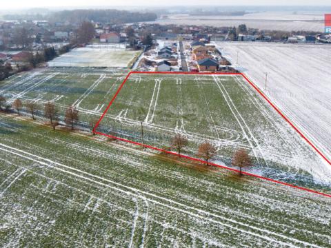 Prodej pozemku pro bydlení, Hnojice, 10004 m2