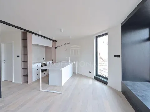 Pronájem bytu 2+kk, Praha - Vinohrady, náměstí Jiřího z Poděbrad, 60 m2