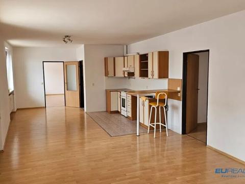 Pronájem bytu 3+kk, Náchod, Strnadova, 82 m2