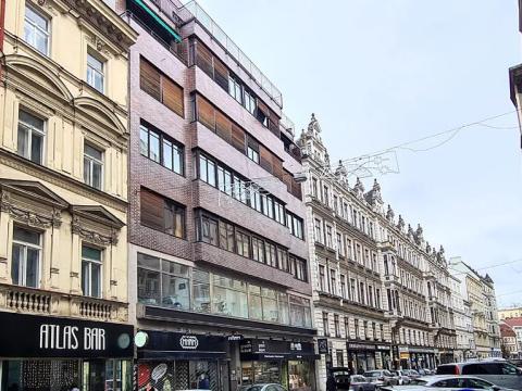 Pronájem bytu 2+kk, Praha - Nové Město, Jungmannova, 68 m2