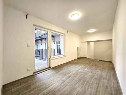 Pronájem bytu 2+kk, Brno, Bašty, 41 m2