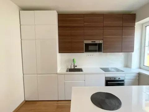 Pronájem bytu 2+kk, Praha - Michle, Pobočná, 61 m2