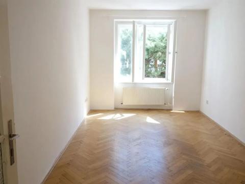 Pronájem bytu 1+1, Praha - Žižkov, Žerotínova, 45 m2