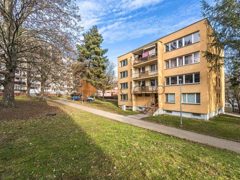 Prodej bytu 2+kk, Praha - Kobylisy, Benákova, 43 m2