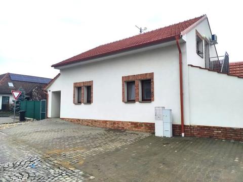 Pronájem bytu 3+kk, Čejkovice, 66 m2