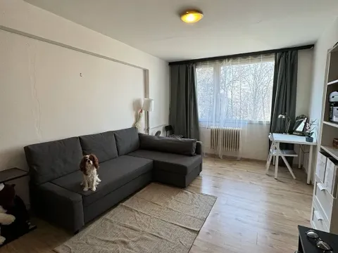 Pronájem bytu 1+kk, Praha - Radotín, Vrážská, 33 m2