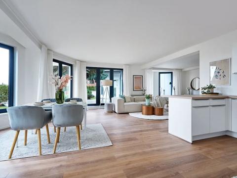 Prodej vícegeneračního domu, Šestajovice, 460 m2