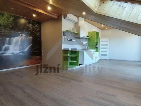 Prodej bytu 1+kk, Stožec, 57 m2