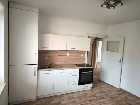 Pronájem bytu 2+1, Opava, Gogolova, 58 m2