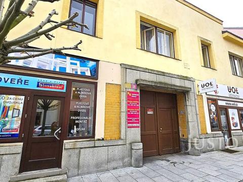 Pronájem skladu, Písek, třída Národní svobody, 34 m2
