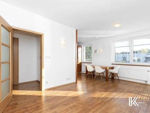 Pronájem bytu 3+kk, Pardubice, Dubová, 75 m2
