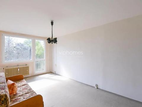 Prodej bytu 2+kk, Praha - Kobylisy, Taussigova, 43 m2