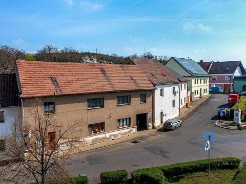 Prodej rodinného domu, Hoštka, Hřbitovní, 280 m2