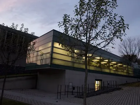 Prodej obchodního prostoru, Praha - Břevnov, Šermířská, 360 m2